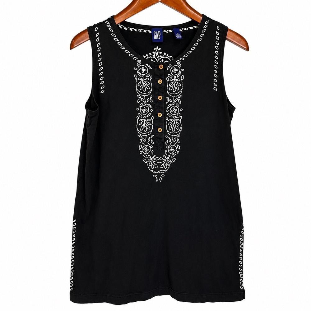 Gap Womens Black Embroidered Sleeveless Cotton Knit Henley Tank Top Medium